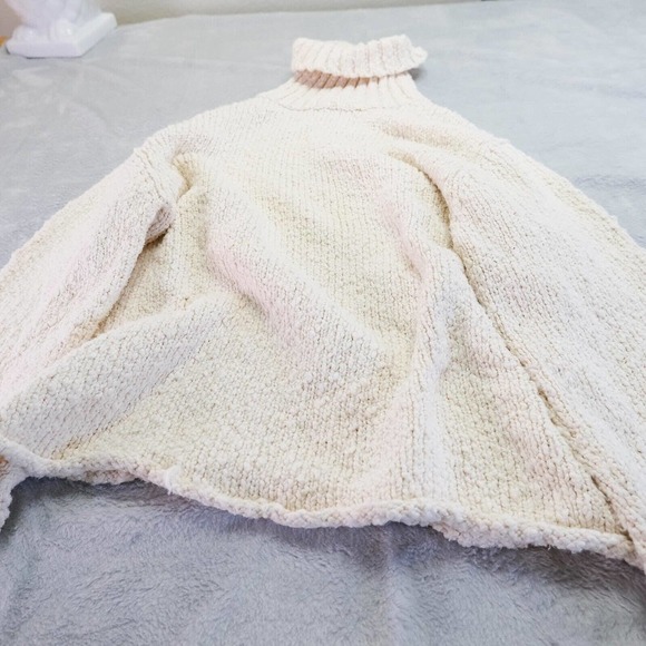 Sundance Womens Sweater L Ivory Knit Turtleneck Crocheted Sleeves Cabin Stretch - Picture 3 of 11